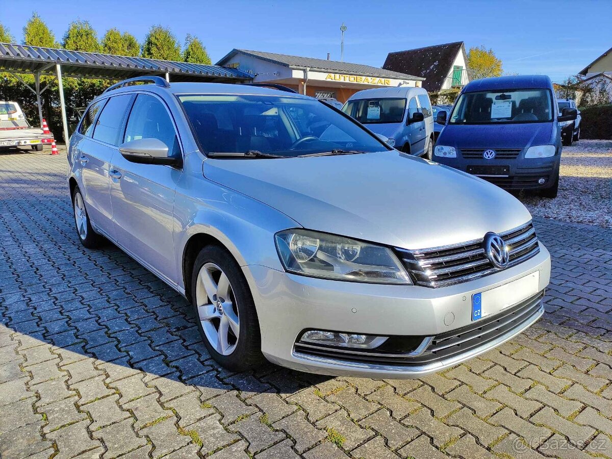 VW PASSAT 2.0 TDi 103KW,VARIANT,10x AIRBAG,NAVI,ZÁVĚS,PDC. - 3