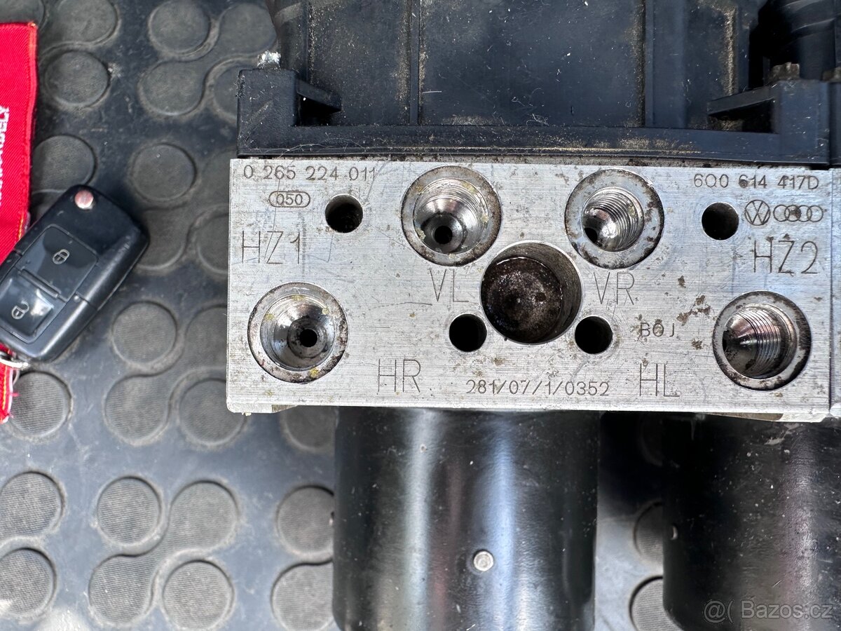 ABS modul 6Q0614417Q čerpadlo - 3