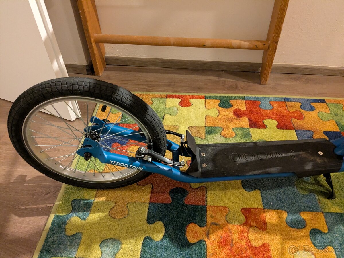 Koloběžka Yedoo Four - 3