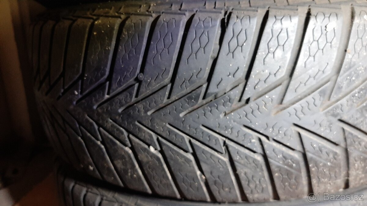 Disky pneumatiky zimní MCC Smart R15 - 3