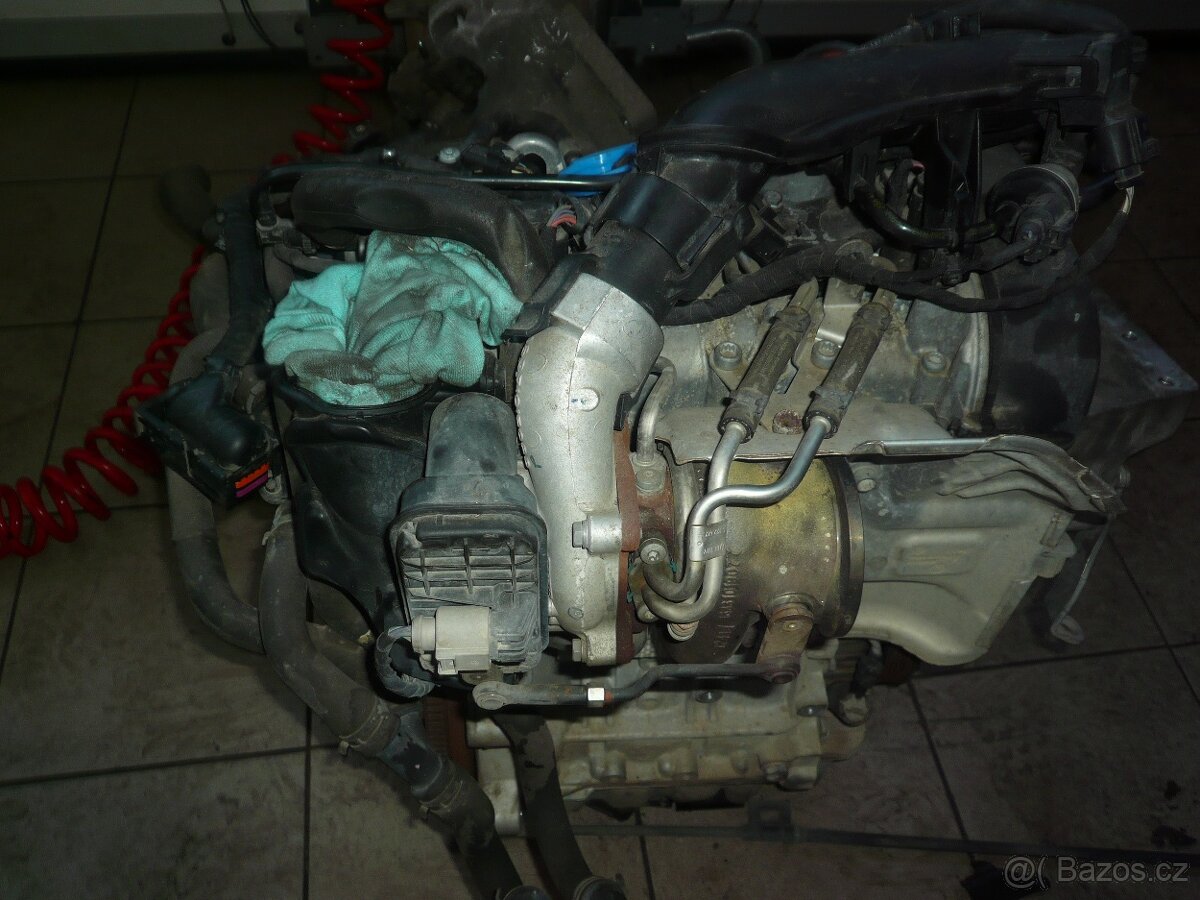 MOTOR NA ŠKODA 3 FABIA RAPID CHZ - 3
