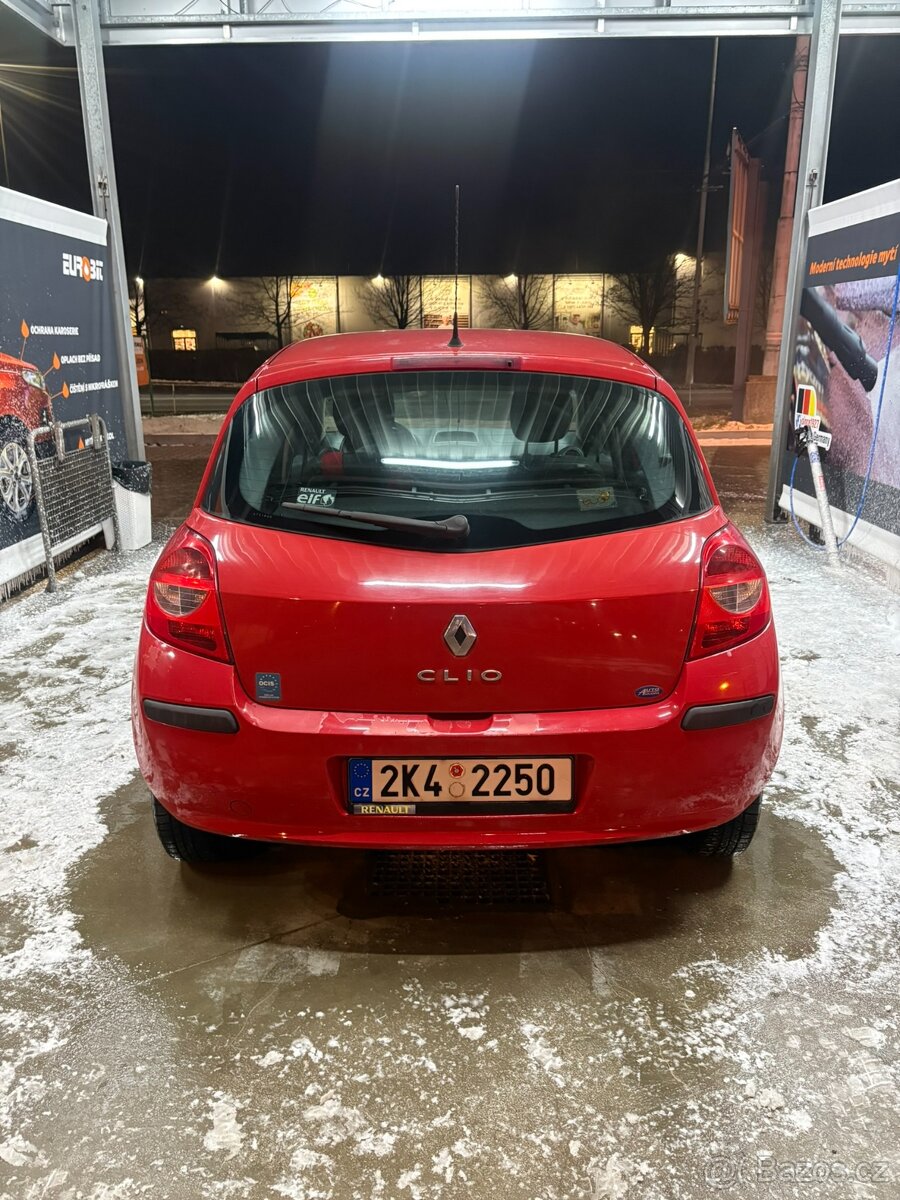 Renault Clio - 3