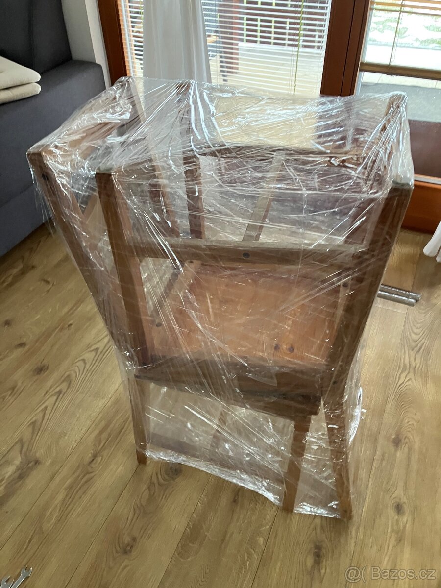 Jídelnil stůl plus dvě židle IKEA - 3