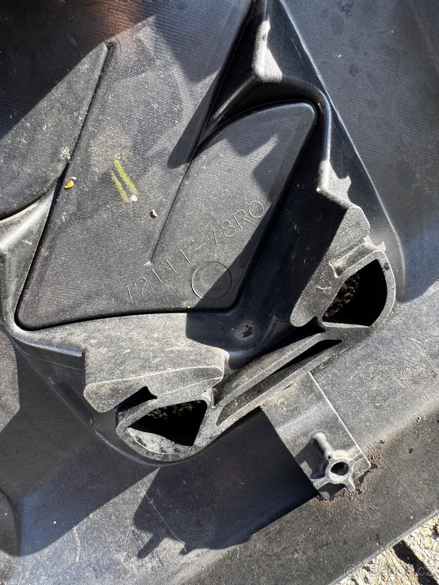 Suzuki Jimny - Středová Mřížka - 3