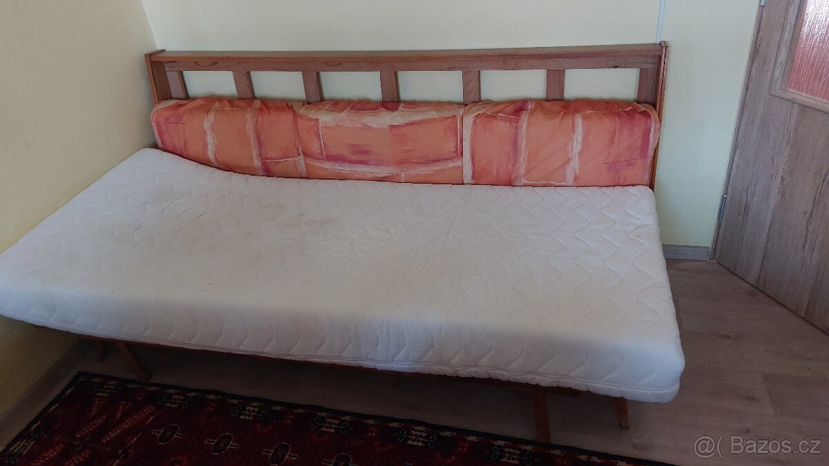 Gauč - Postel - 3