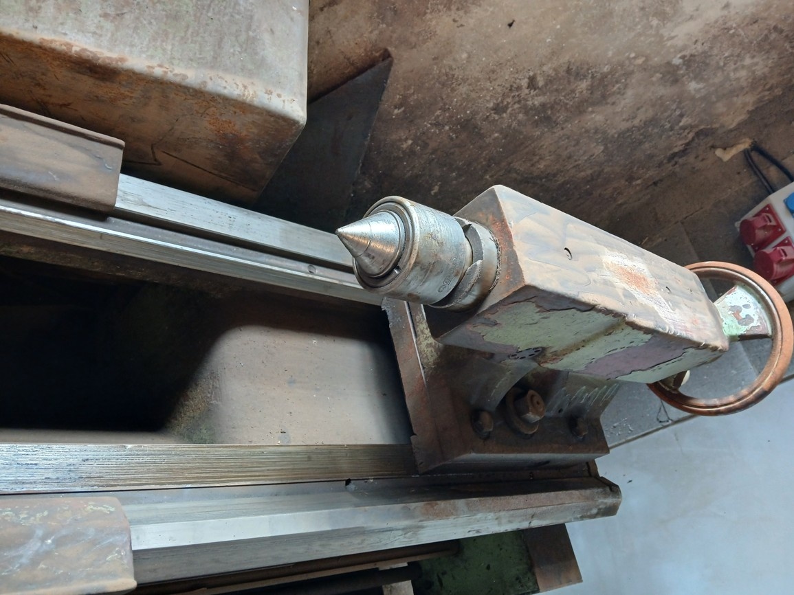 Hrotový soustruh SS 50A / 1000 - 3