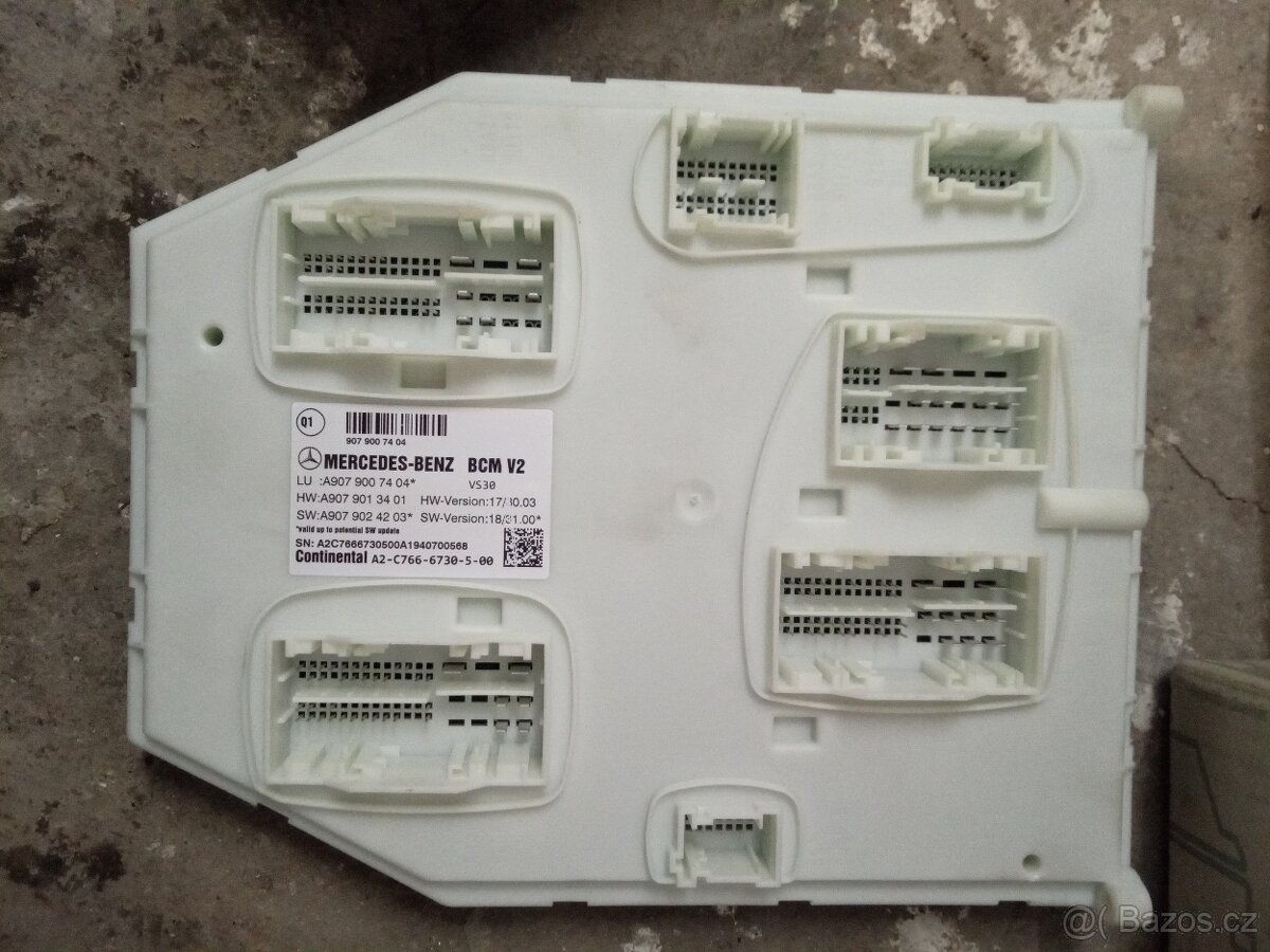 Náhradní díly Mercedes -Benz - 3