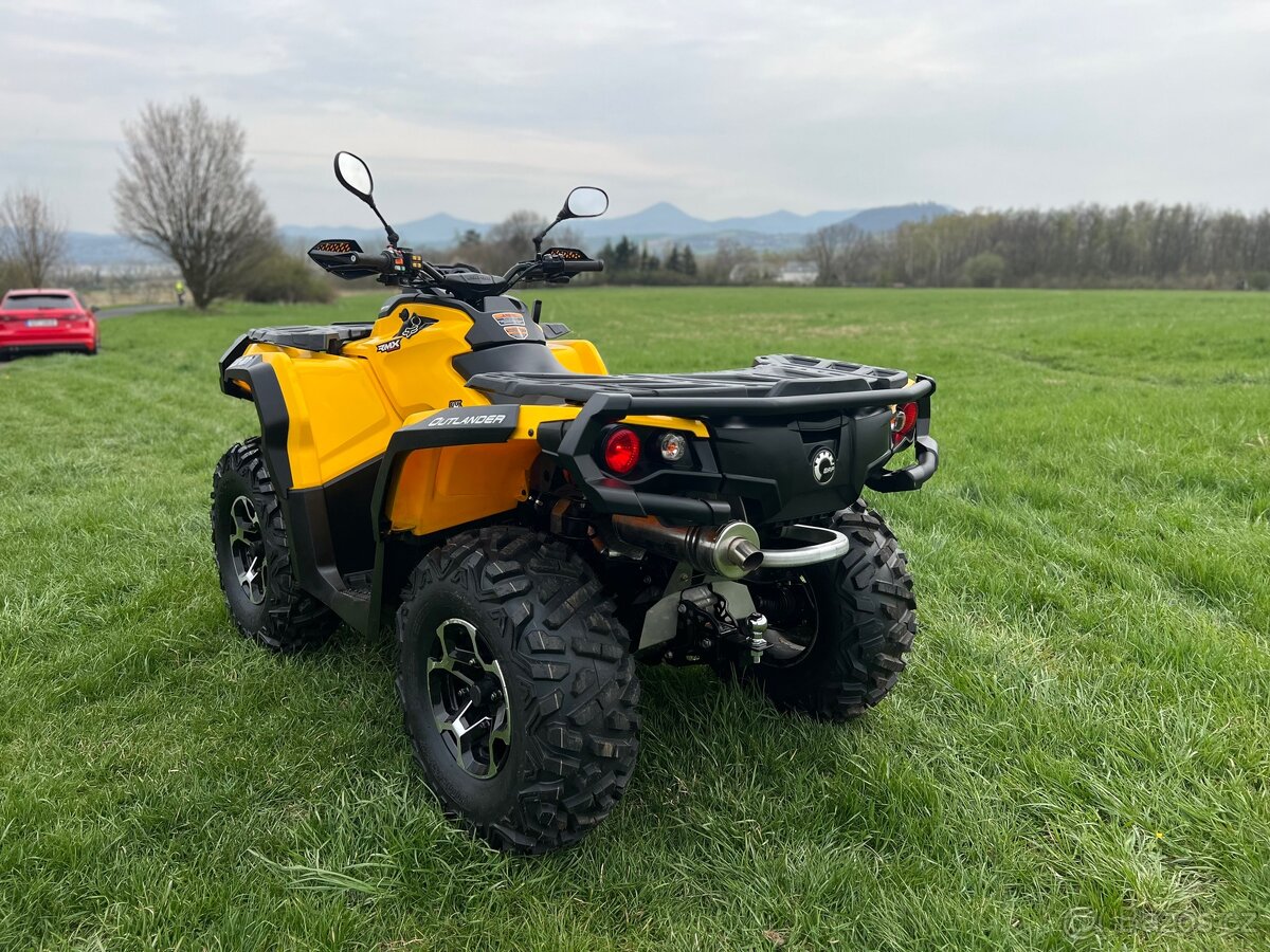 Can-am Outlander 1000XT - Warn - nové pneu - slušný stav