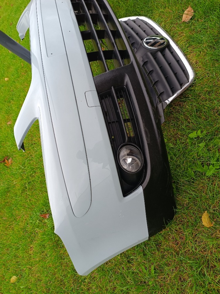 Přední nárazník Caddy/Touran - 3