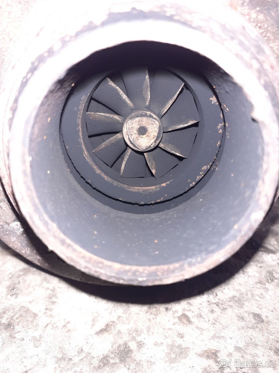 Prodám turbokompresor pro motor 2,0 HDI - 3