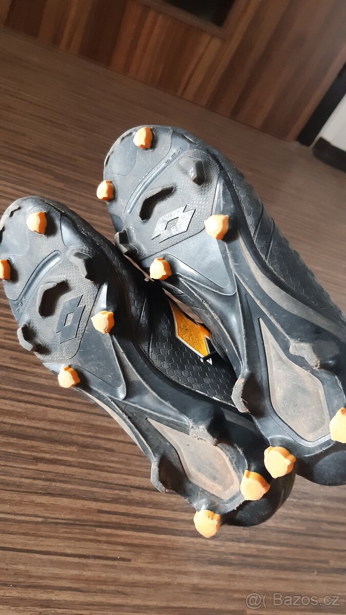 Kopačky Lotto vel. 40,5 - 3