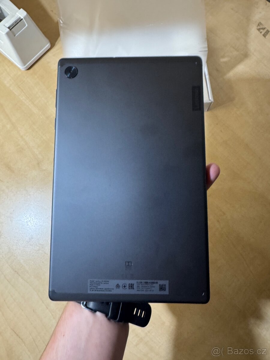 Prodám málo používaný Tablet Lenovo Tab M10 - 3