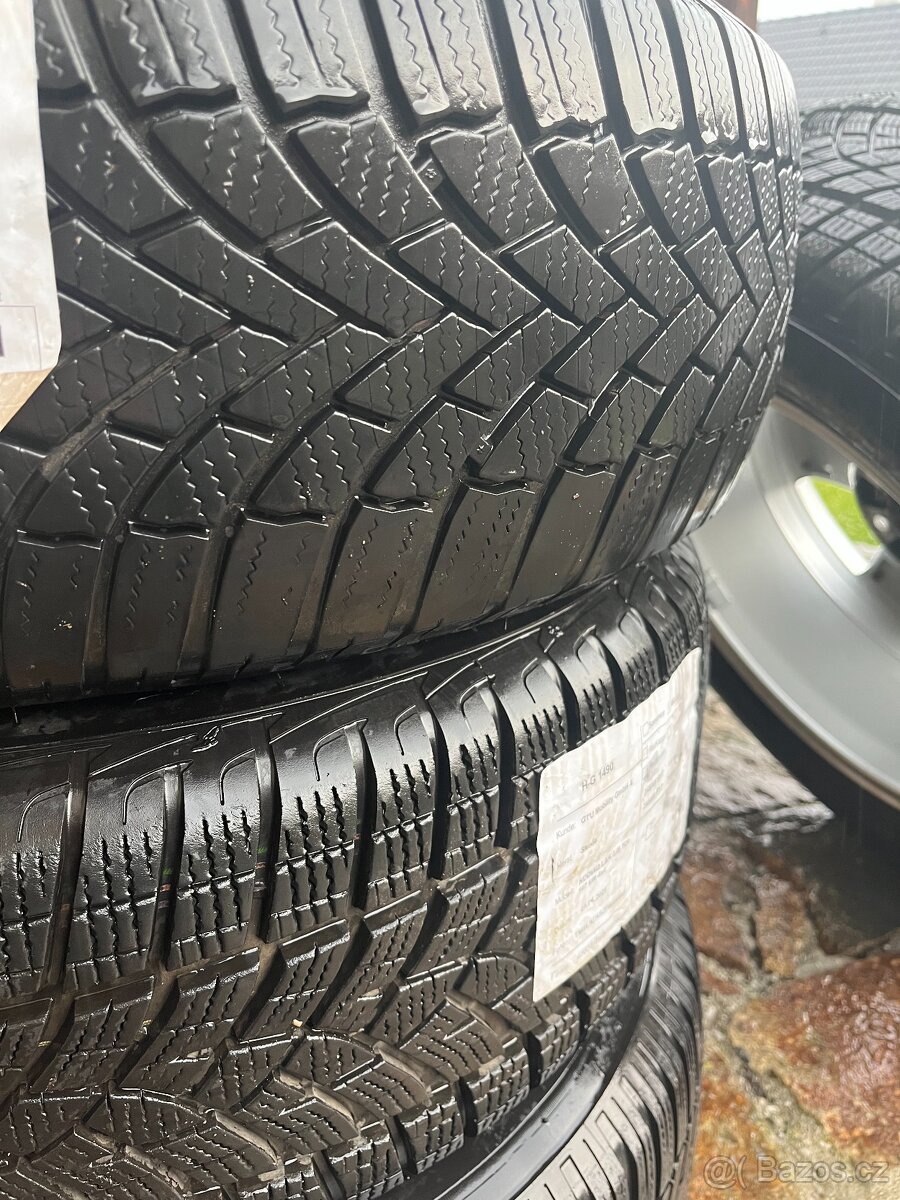 Alu kola Škoda 16" + zimní pneu Goodyear UltraGrip - 3