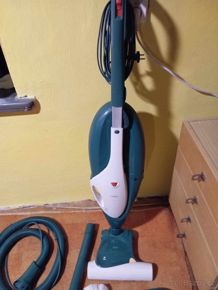 Vysavač VORWERK VK 136 - 3