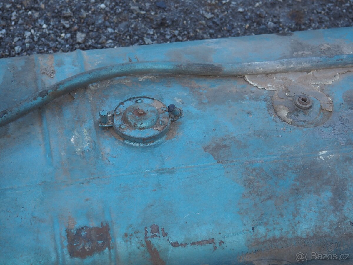 Citroën Traction Avant 11CV předválečný - nádrž na palivo - 3