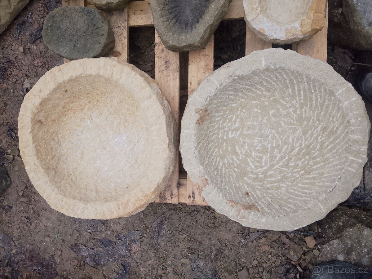 Kamenné mísy, ptačí pítka - 3