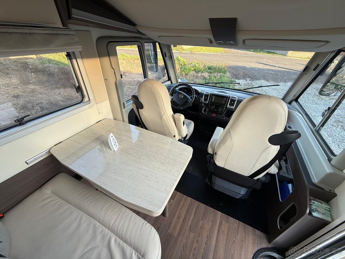 Prodám Bürstner Viseo i690, integrál - 3