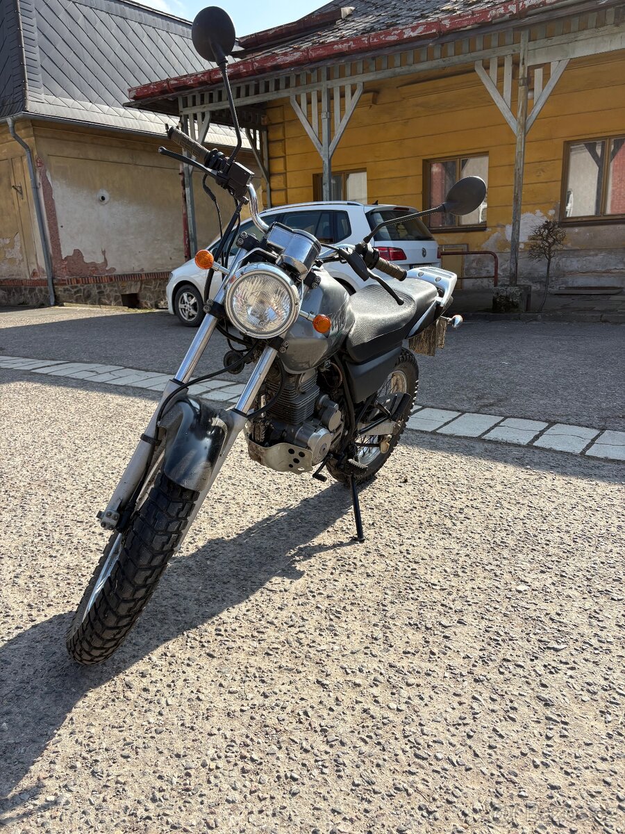 Honda CLR 125 - 3