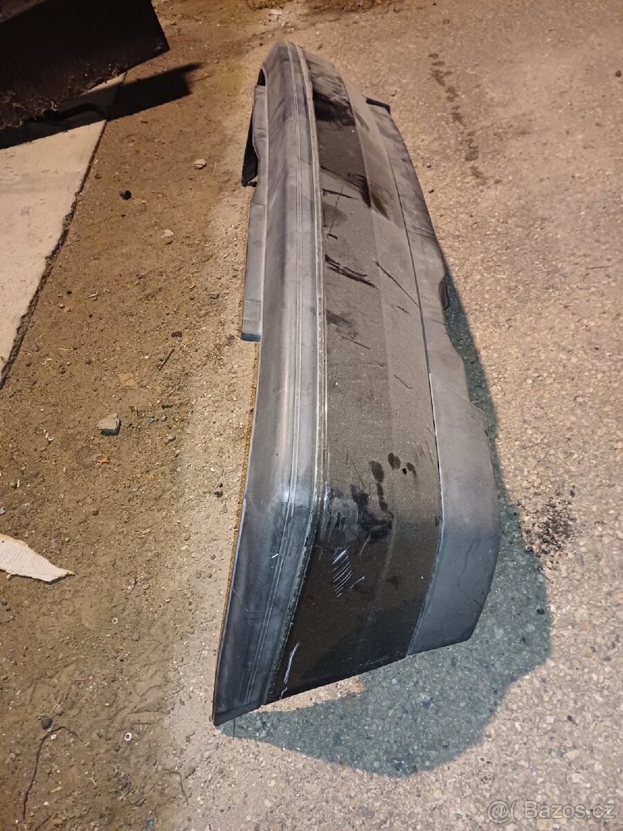 VW Golf 3 zadní nárazník - 3