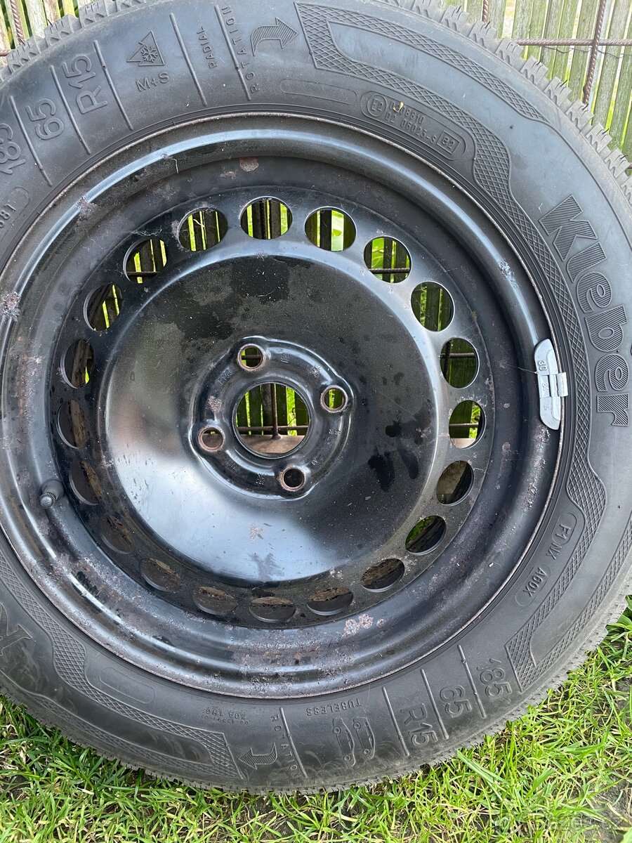 Zimní kola 185/65 R15 - 3