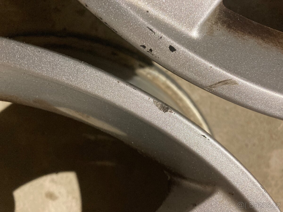 Litinové disky originální 16 palců z Octavia 1 - 3