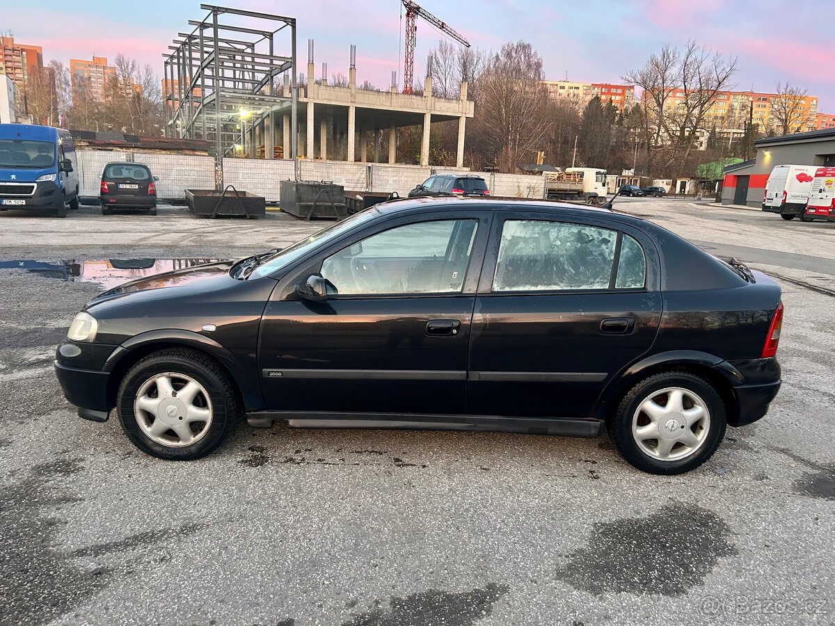 Opel Astra 1.7 Nafta - 3