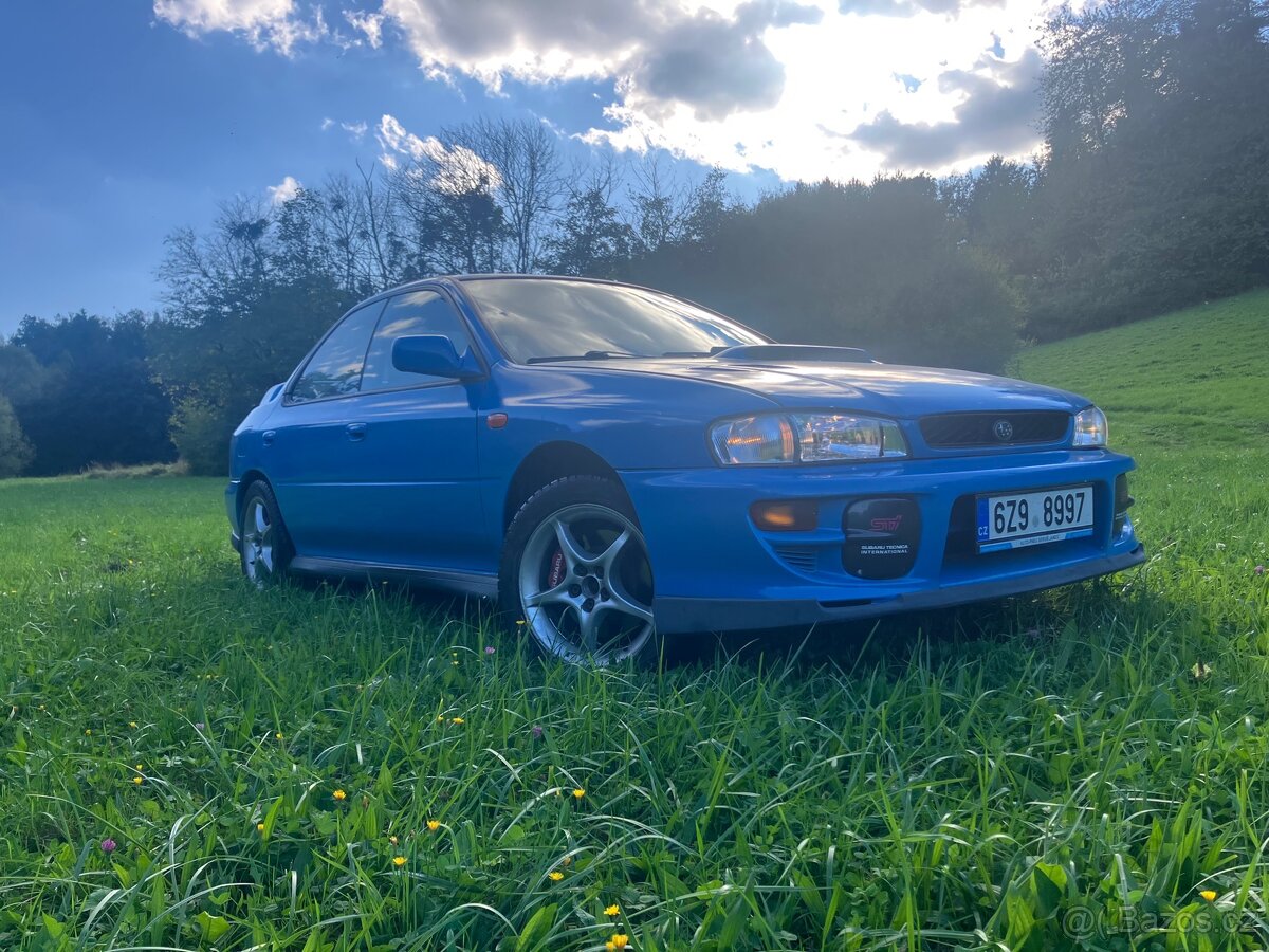 Subaru Impreza GT GC8 - 3