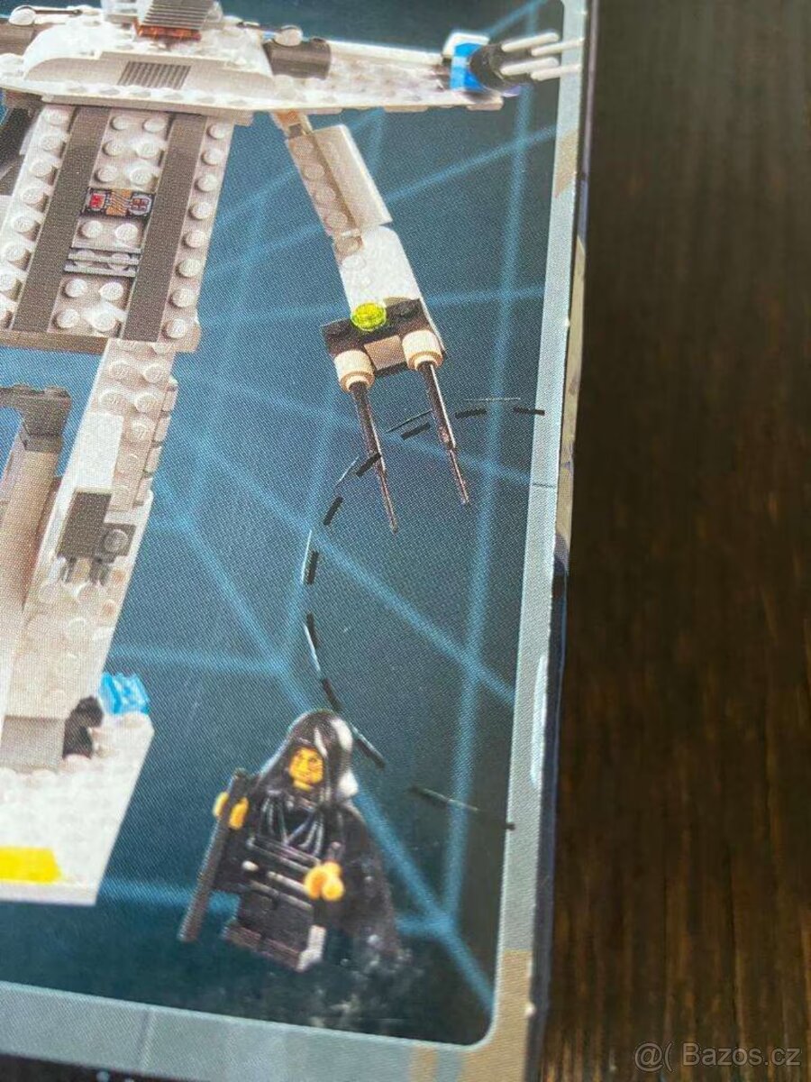 Lego Star Wars sběratelský kousek – Imperial Shuttle (7166) - 3