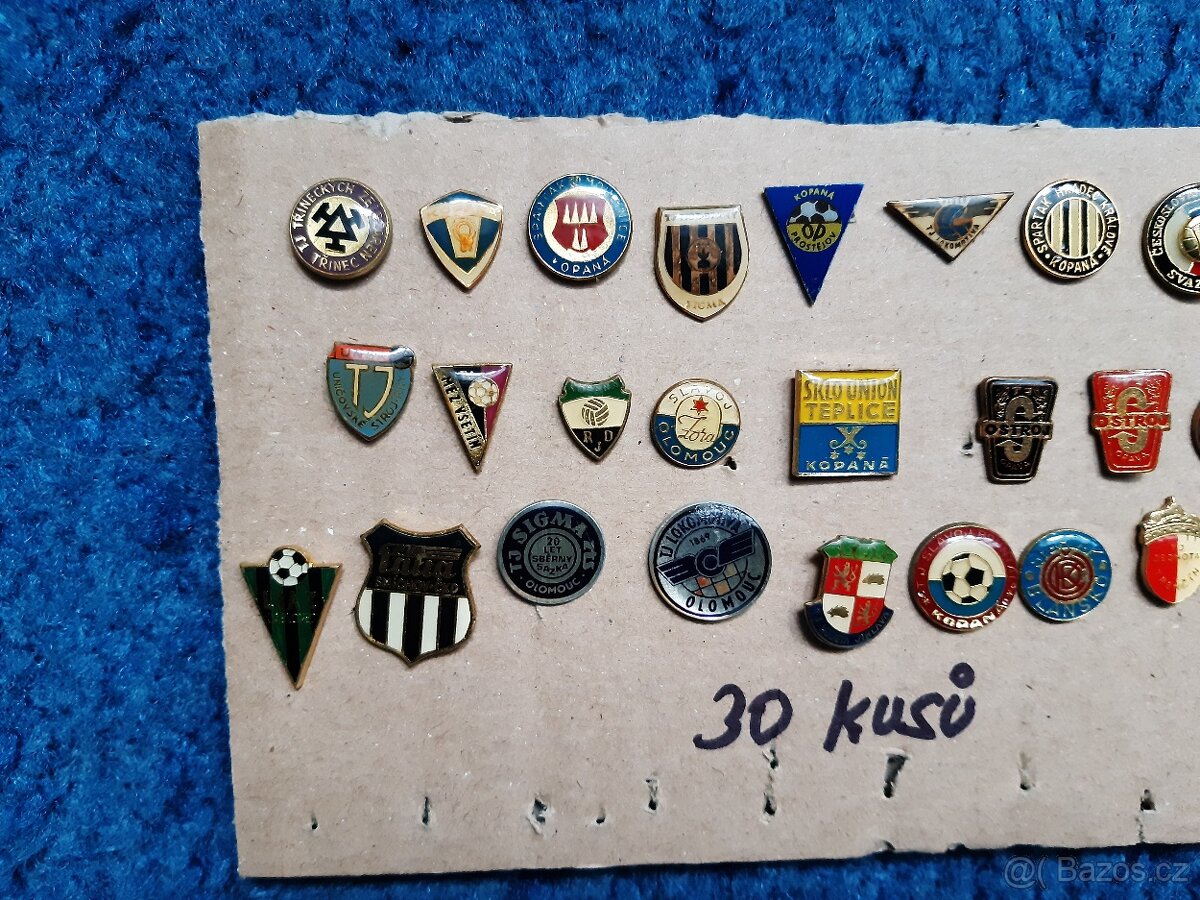 Fotbalové odznaky ( naše ) 30 kusů . - 3