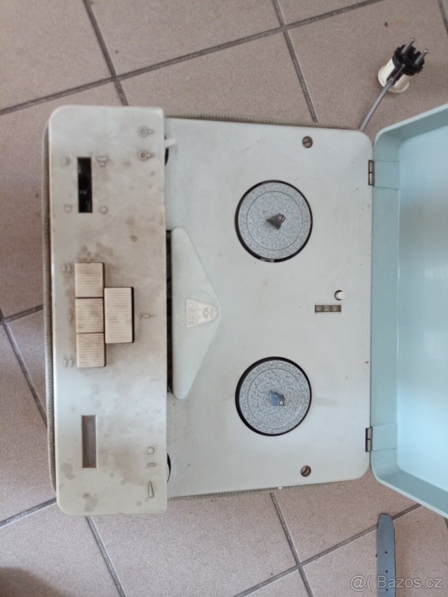 ((((. STARŠÍ RÁDIA. )))) - 3