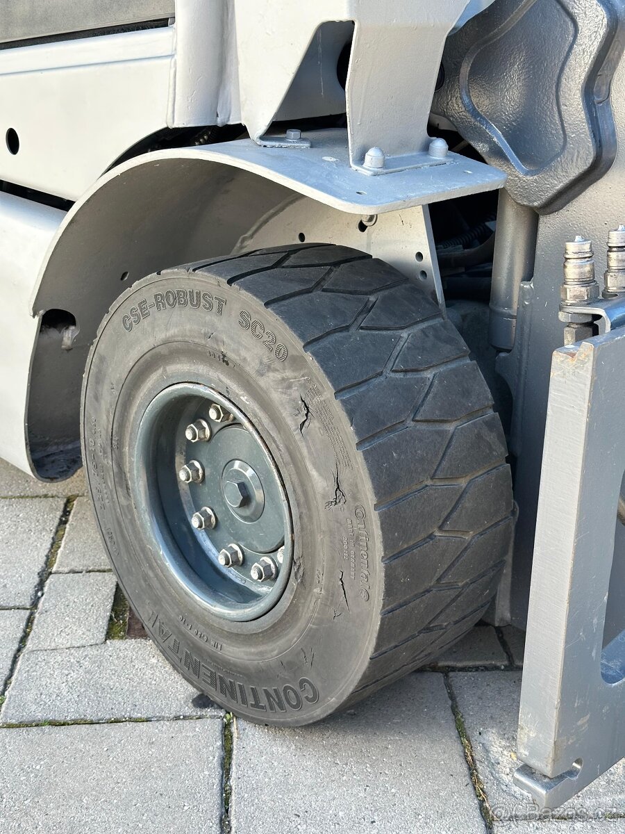 Vysokozdvižný vozík Still RX 70-25T - 3