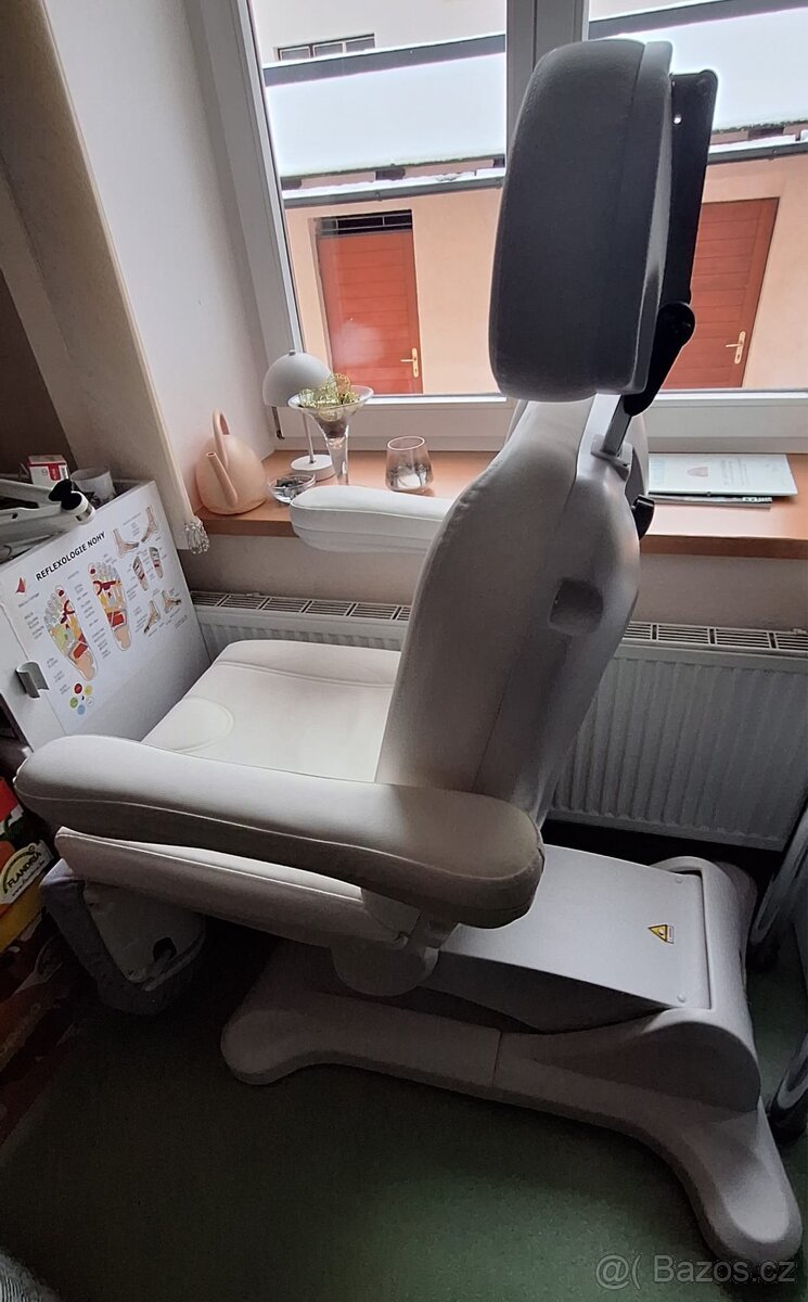 Prodám pedikérské křeslo - 3
