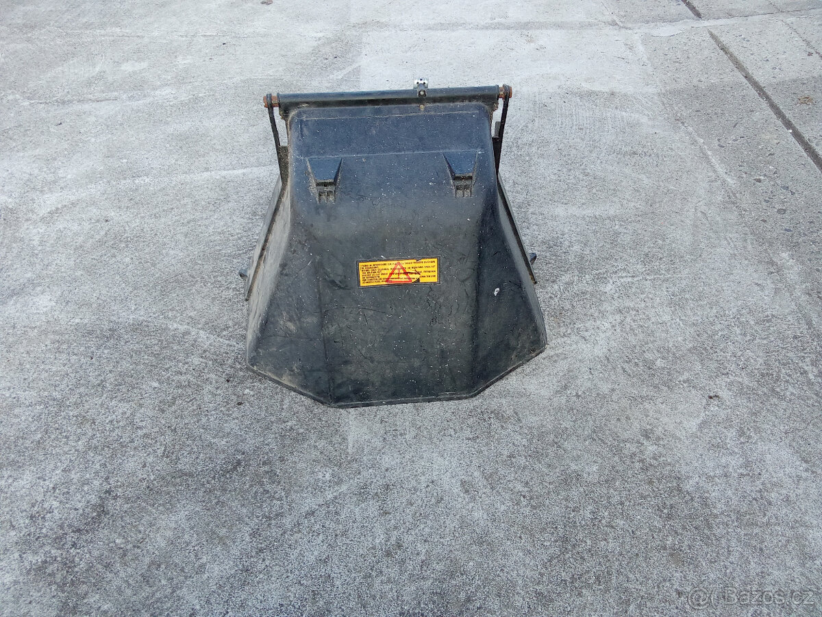 Deflektor na zahradní tratkor - 3