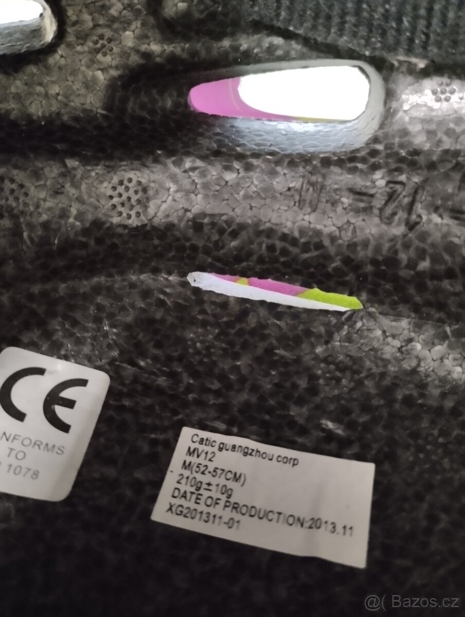 Přilba a rukavice - 3