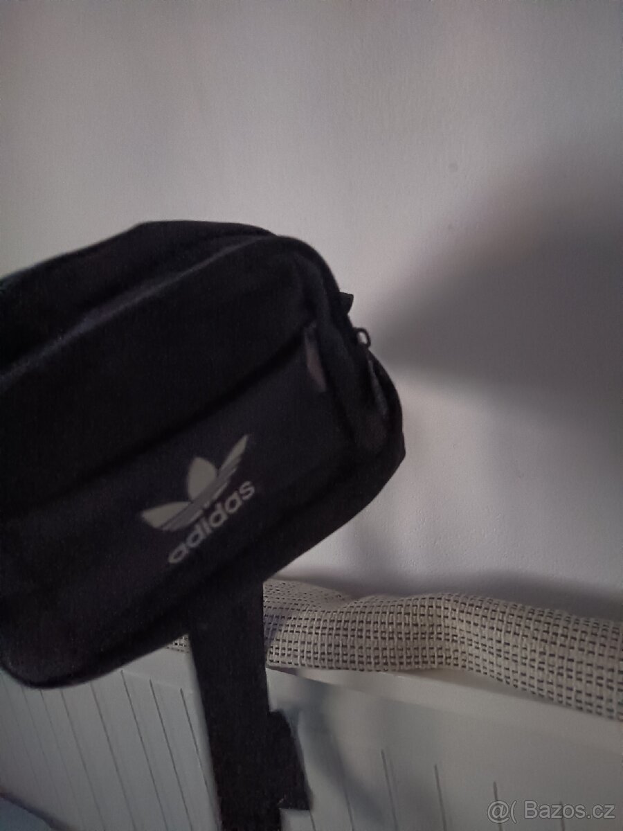 Adidas ledvi s čtiřmi kapsami - 3