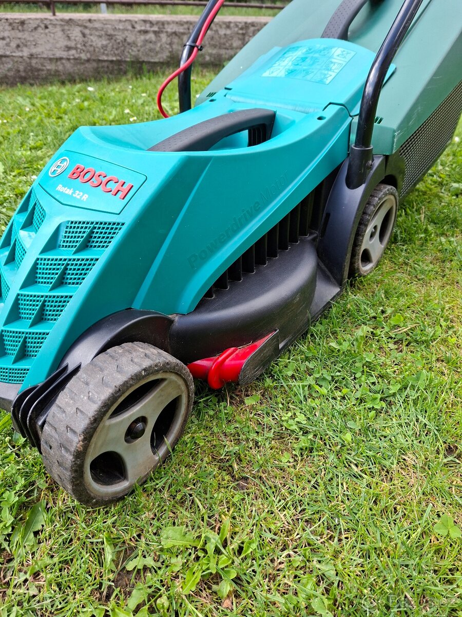 Elektrická Sekačka Bosch Rotak 32 R - 3