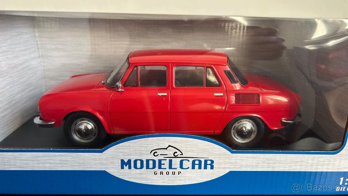 ŠKODA 100 1:18 MCG - 3