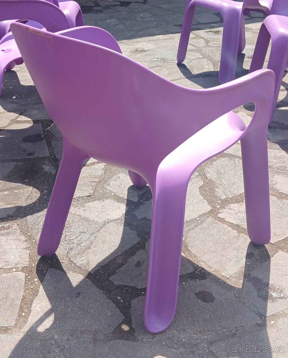 Plastové pevné židle - 3