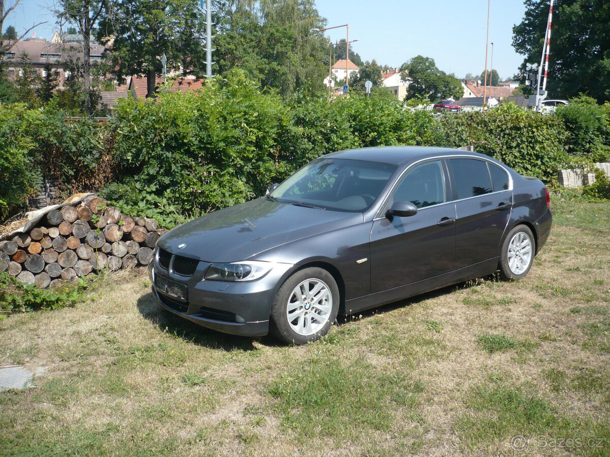 bmw e90 325i , manual - 3