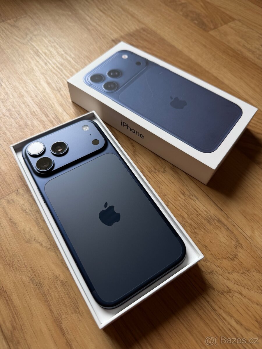 Apple iPhone 17 Pro Max 256GB modrý - 3