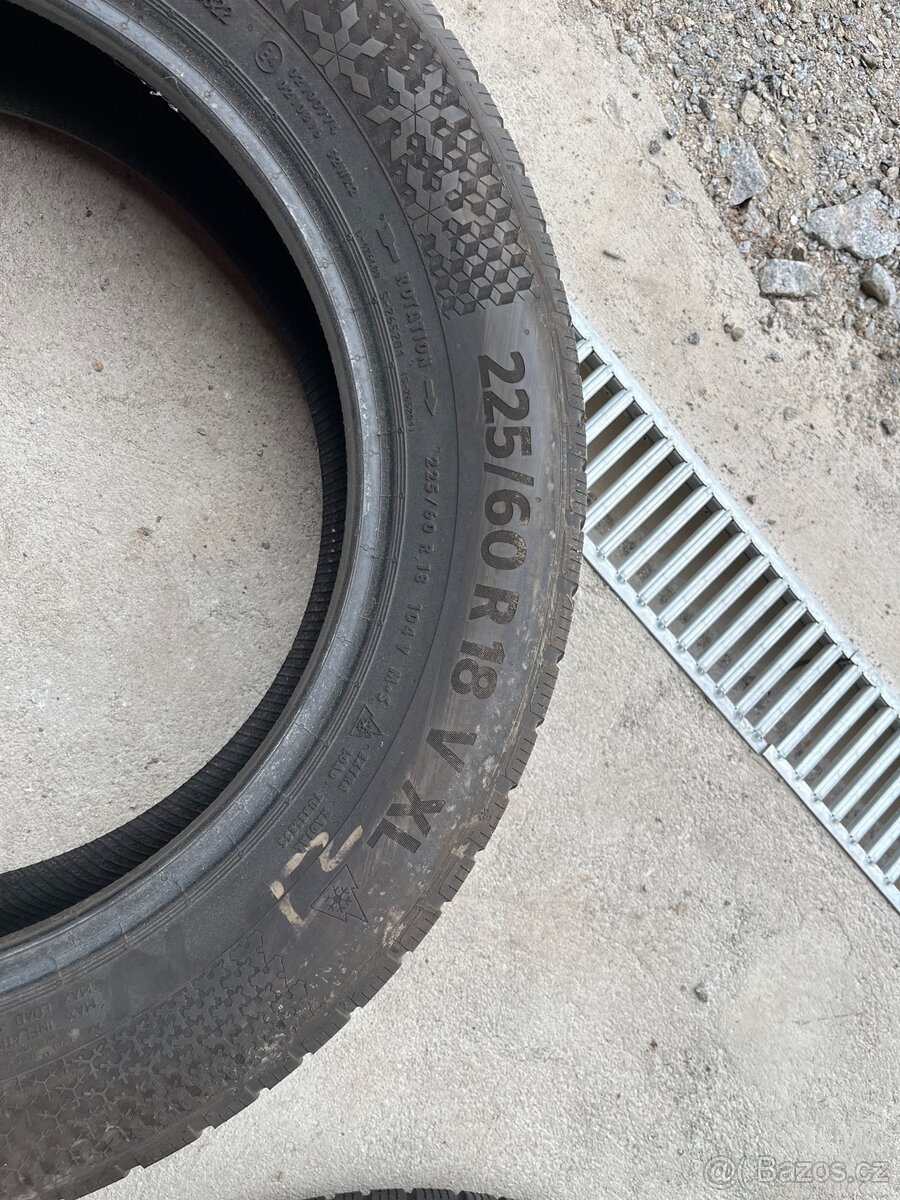 Pneu 225/60/18 - 3