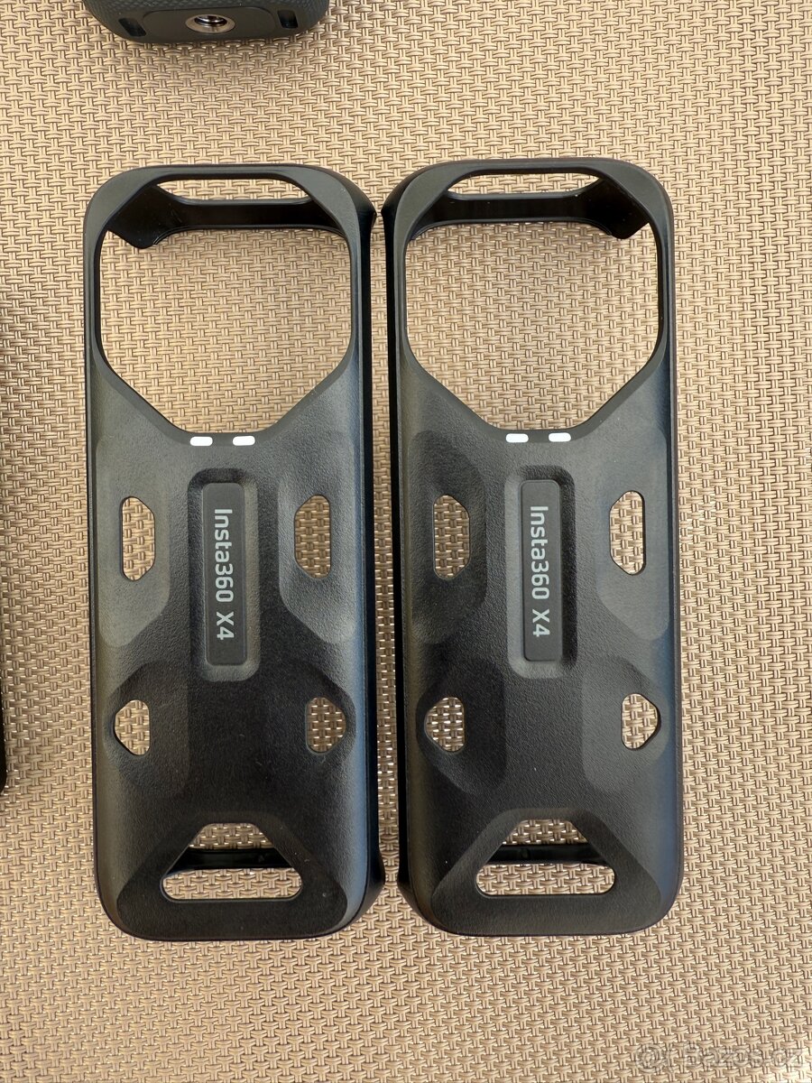 Téměř nová akční 360 kamera Insta360 X4 s příslušenstvím - 3