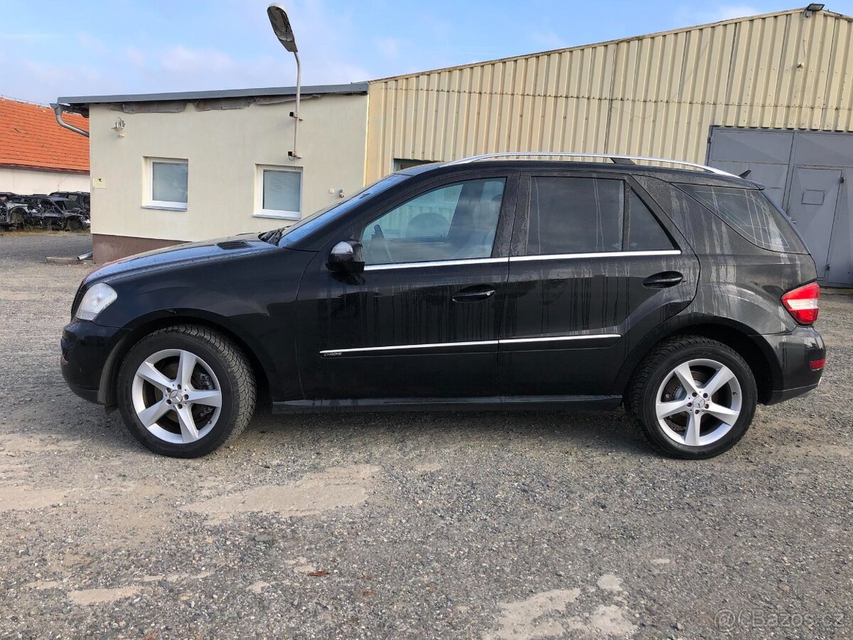 ml 164 / Mercedes-benz ML 164 facelift DÍLY ml164 // ml díly - 3
