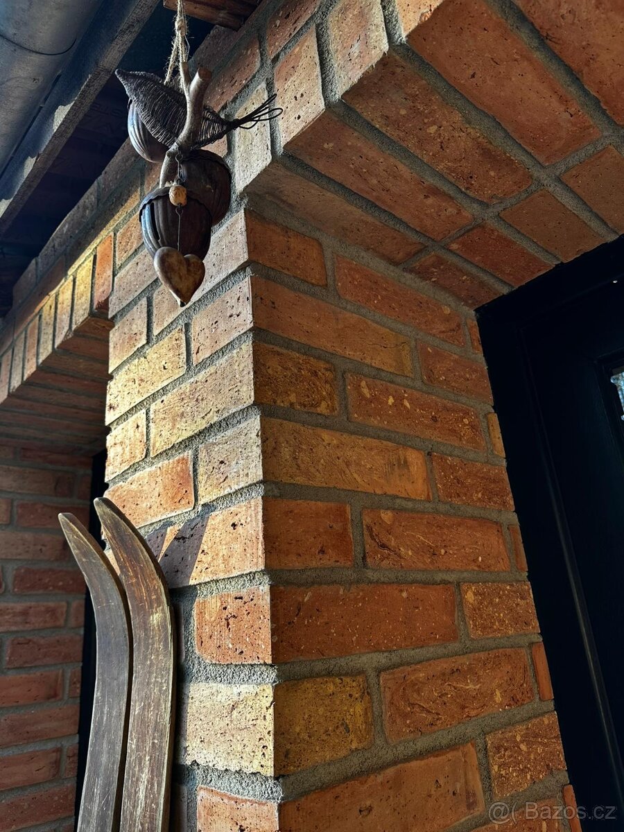 CIHLOVÝ OBKLAD Z PRAVÝCH CIHEL (střed cihly) - 3