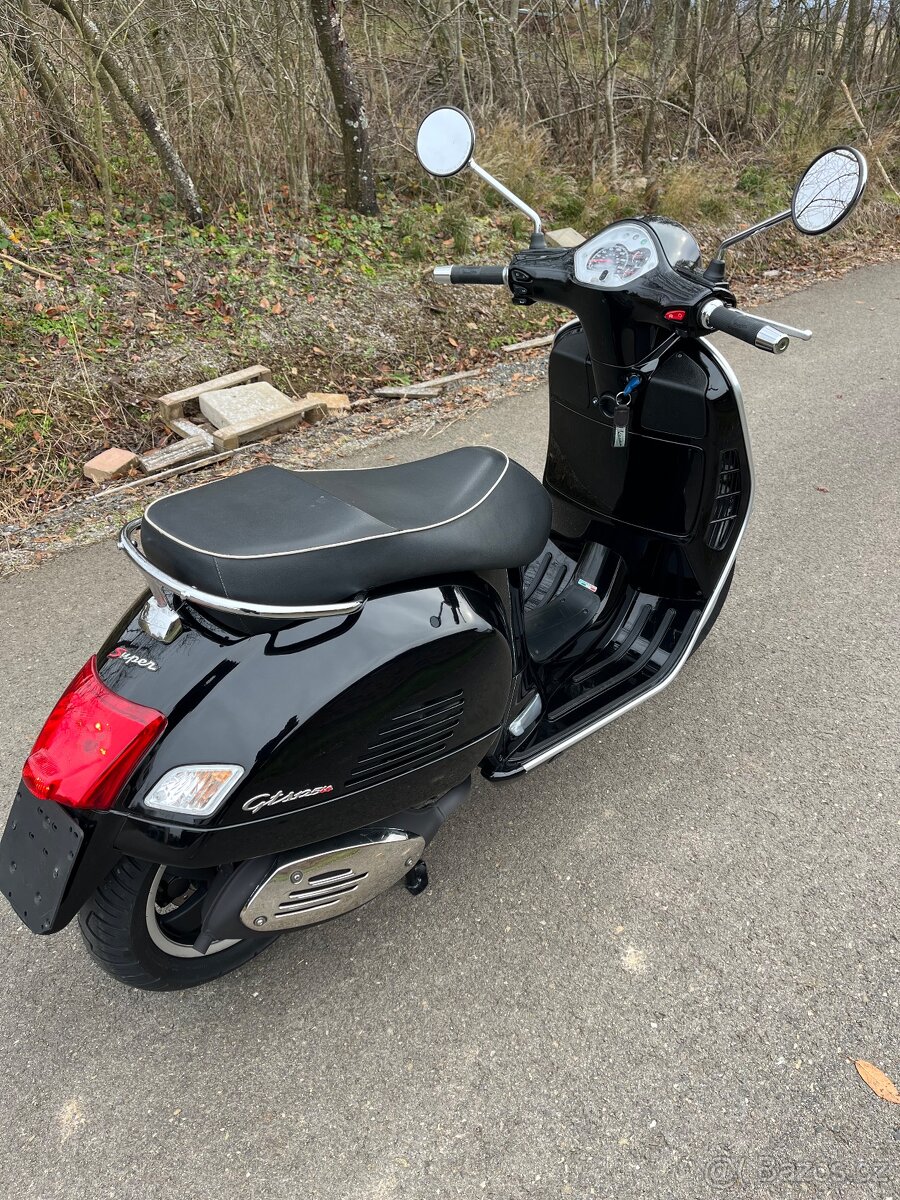 Vespa GTS Super 125 - 3