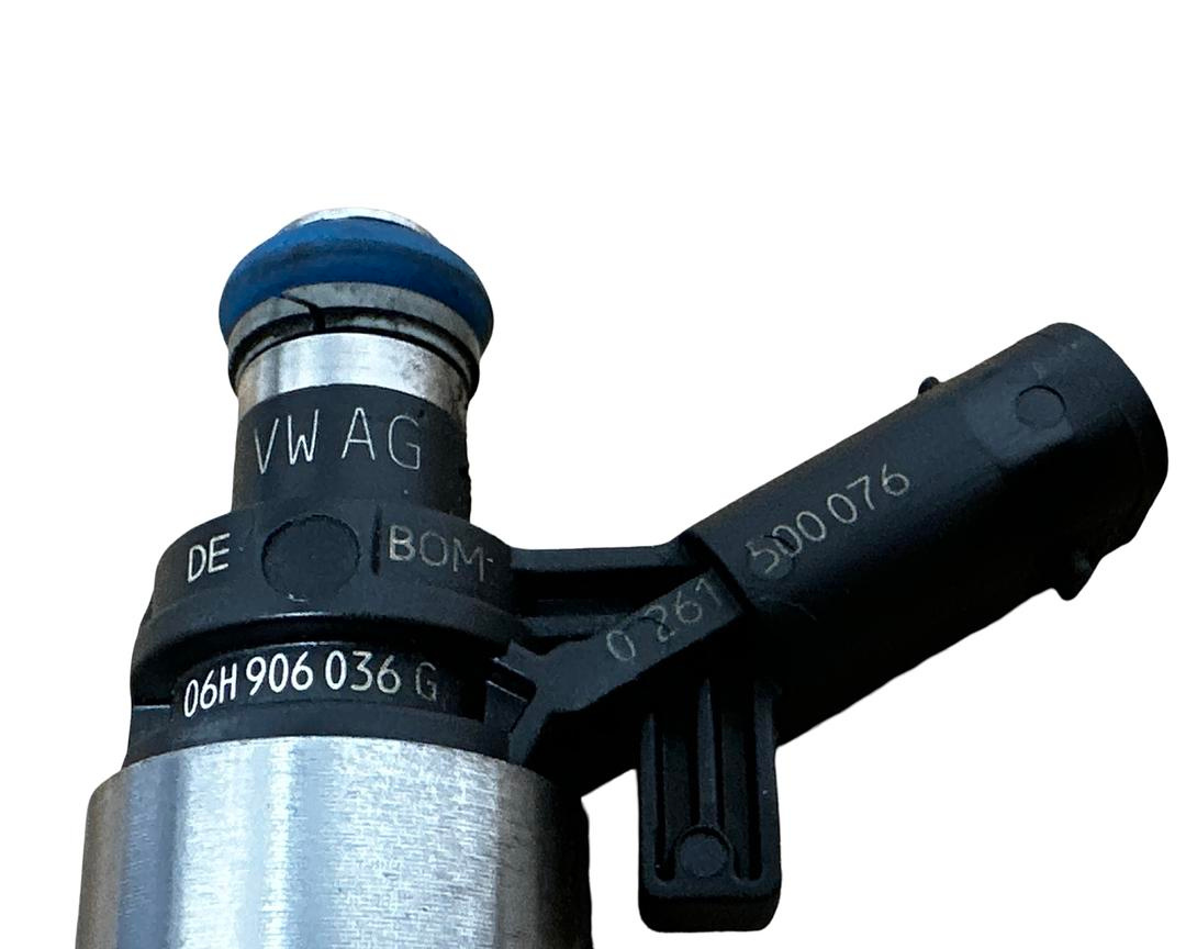 Vstřik vstřiky 06H906036G CCZB 2.0TSI 155KW VW Golf 6 GTI 10 - 3