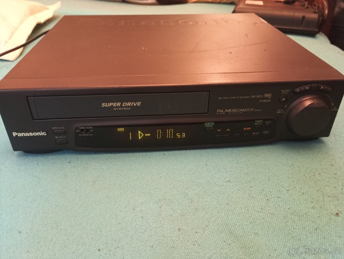 Panasonic NV-HV61,JVC HR-S5963,LG4987 - 3