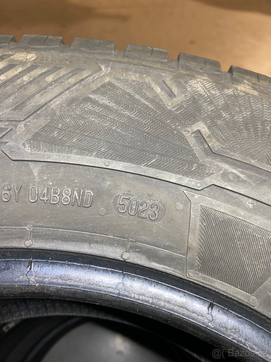Pneu 215/75 R16C - 3