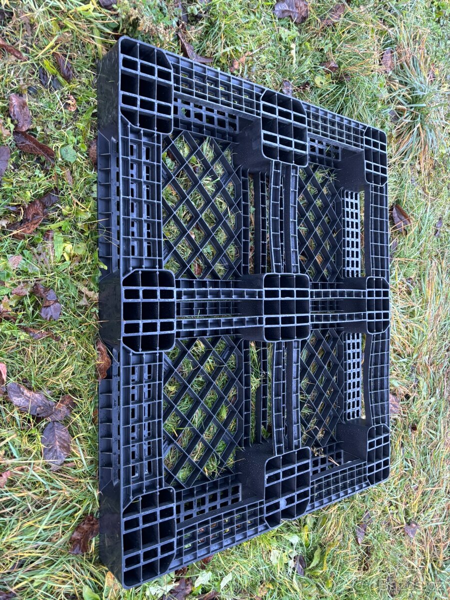 Plastové palety 120x100 - 3