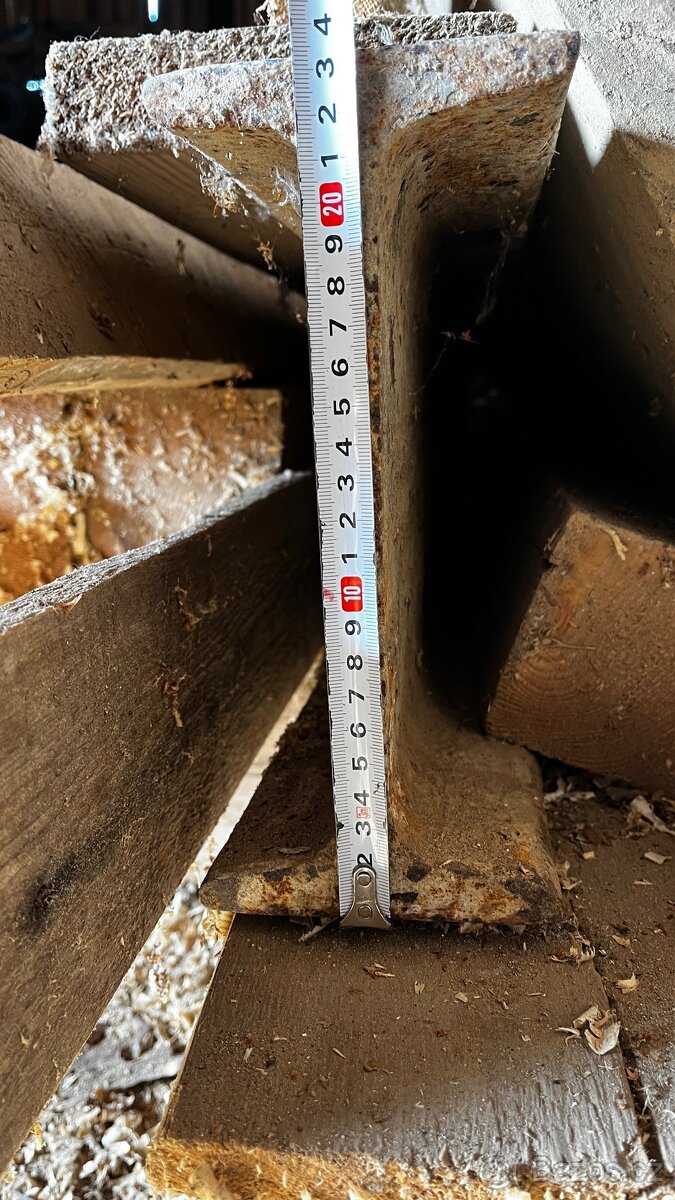 Traverza íčko IPE 200 x délka 520 - 3